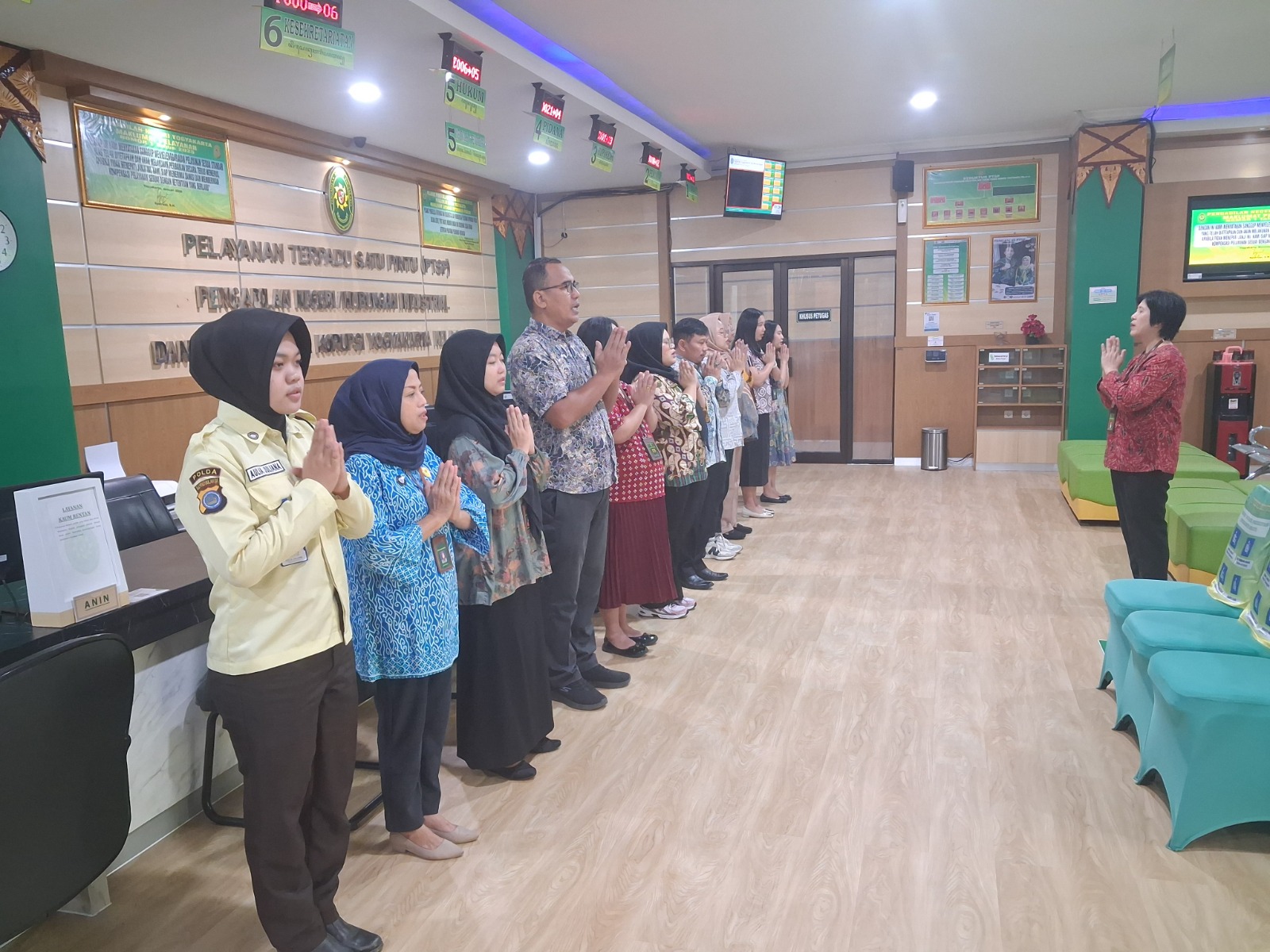 Apel Pagi Petugas PTSP 12 Juni 2026