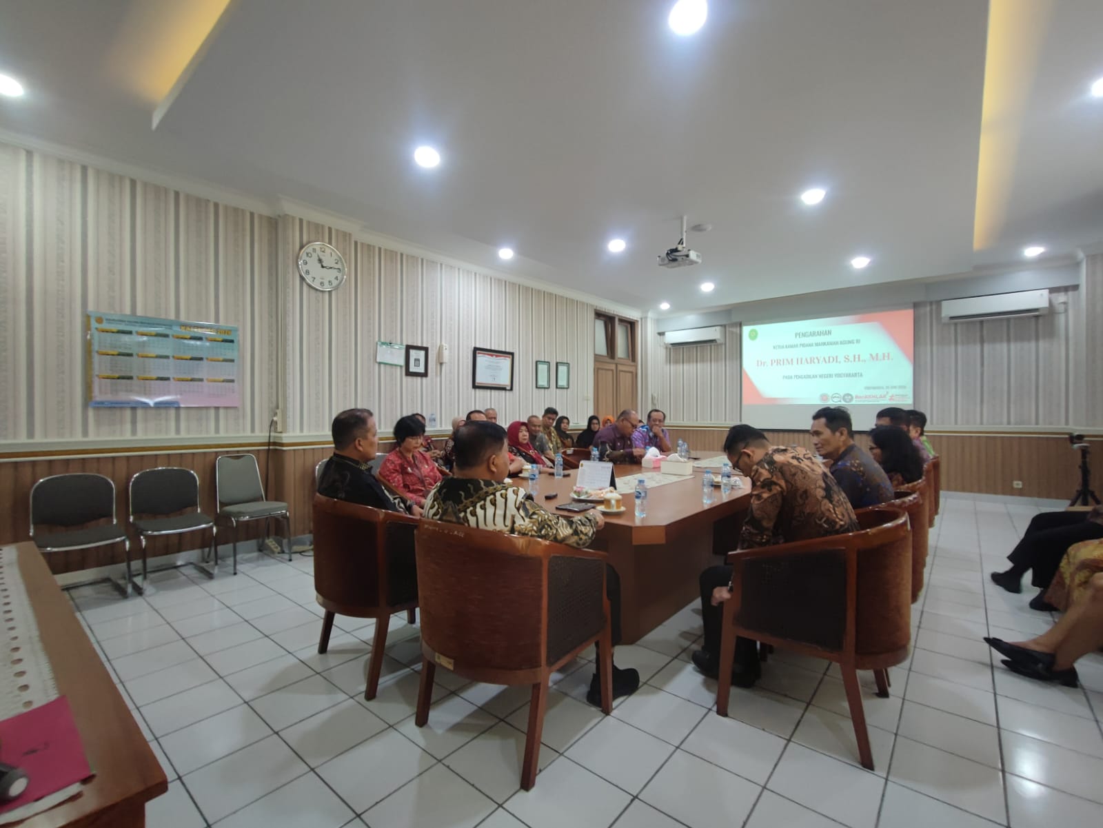 Pengarahan Ketua Kamar Mahkamah Agung RI di Pengadilan Negeri Yogyakarta