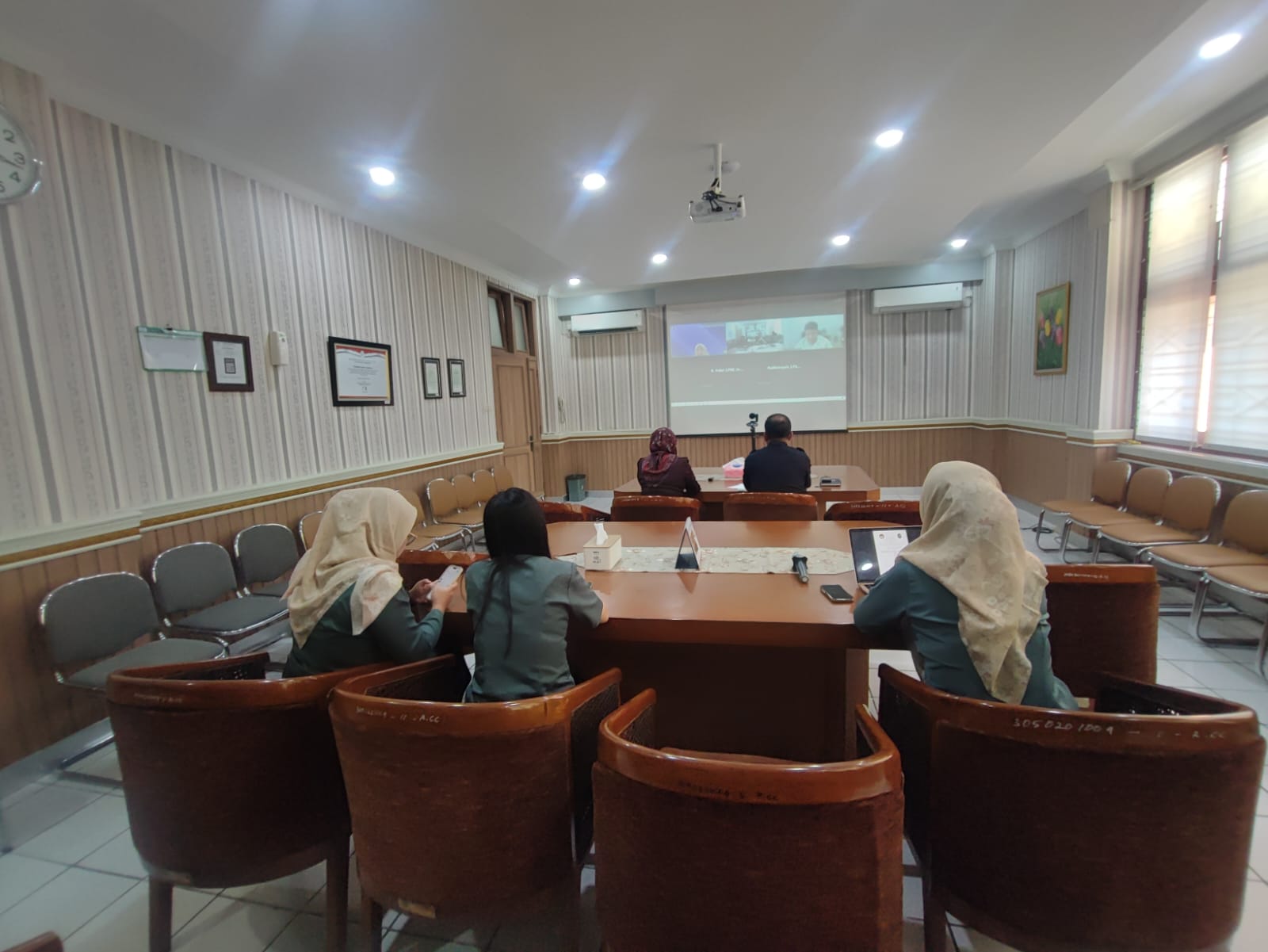 Tindak Lanjut Pembahasan Kerjasama antara Pengadilan Negeri Yogyakarta dengan LPSK Tindak Lanjut Pembahasan Kerjasama antara Pengadilan Negeri Yogyakarta dengan LPSK