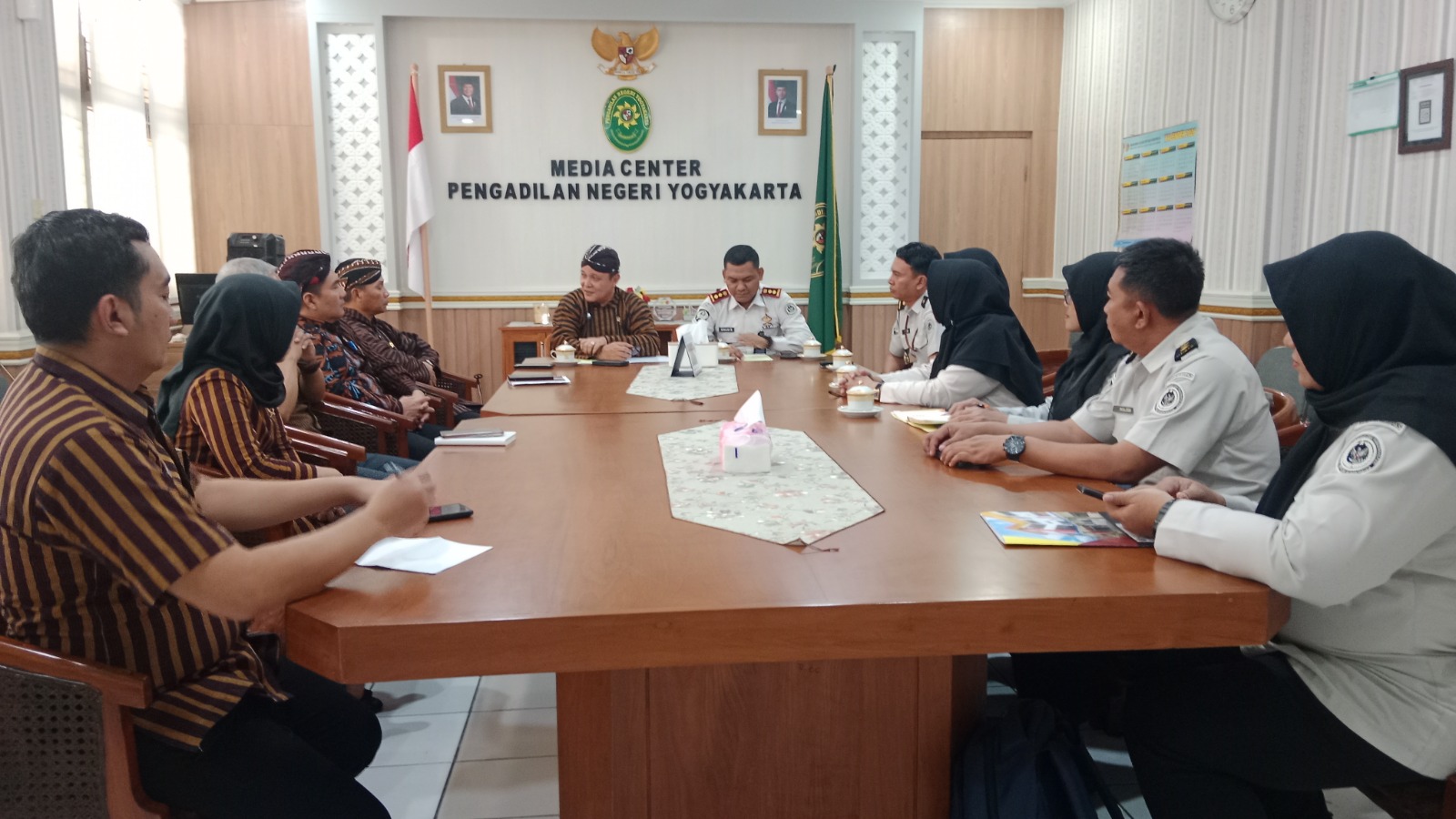 Pengadilan Negeri Yogyakarta Melaksanakan Audiensi dengan Badan Pemasyarakatan Kota Yogyakarta Pengadilan Negeri Yogyakarta Melaksanakan Audiensi dengan Badan Pemasyarakatan Kota Yogyakarta