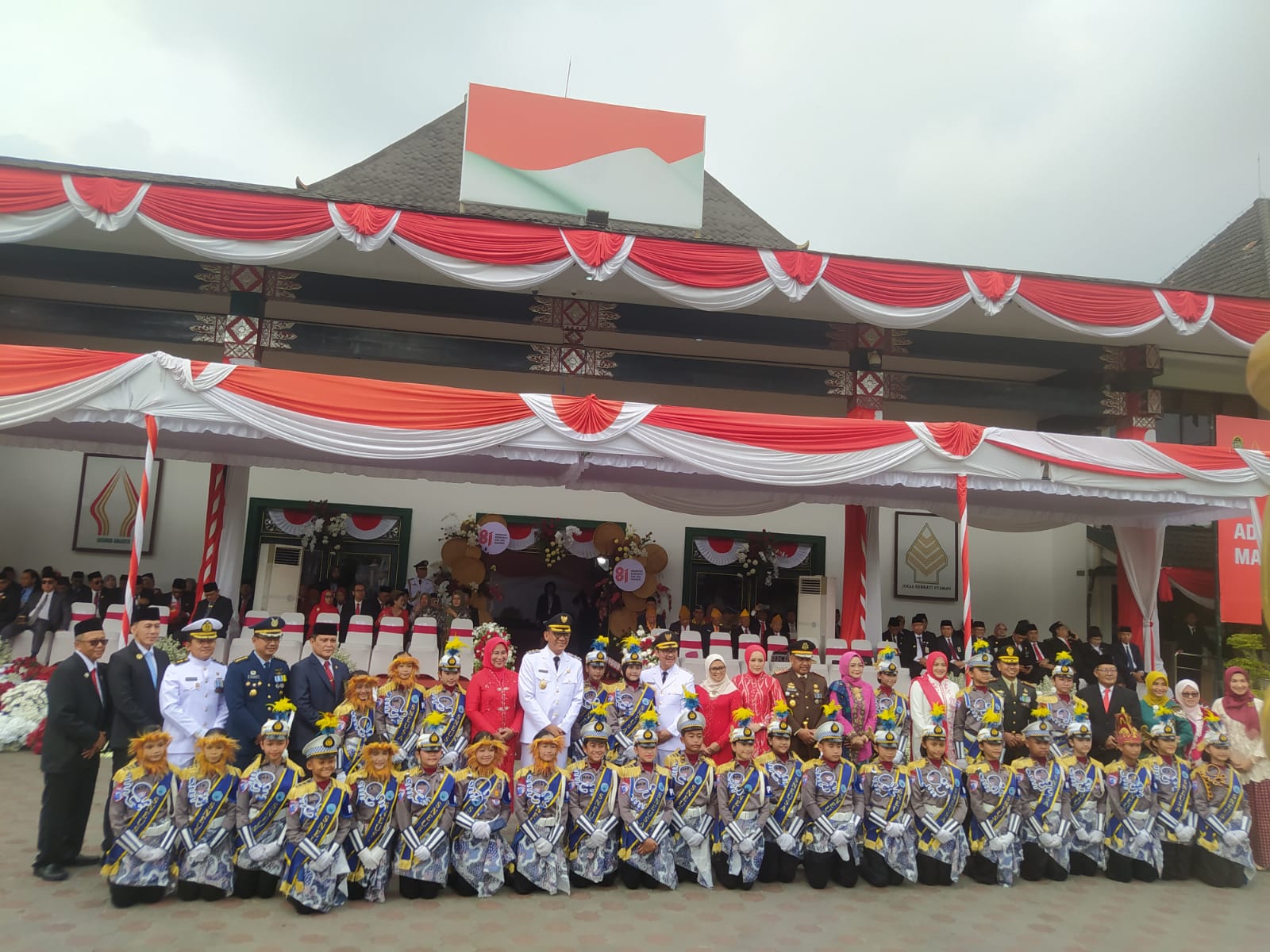 Ketua Pengadilan Negeri Yogyakarta Mengikuti Upacara Bendera Peringatan HUT Kemerdekaan RI ke-81 Tahun 2026 di Balaikota Yogyakarta Ketua Pengadilan Negeri Yogyakarta Mengikuti Upacara Bendera Peringatan HUT Kemerdekaan RI ke-81 Tahun 2026 di Balaikota Yogyakarta
